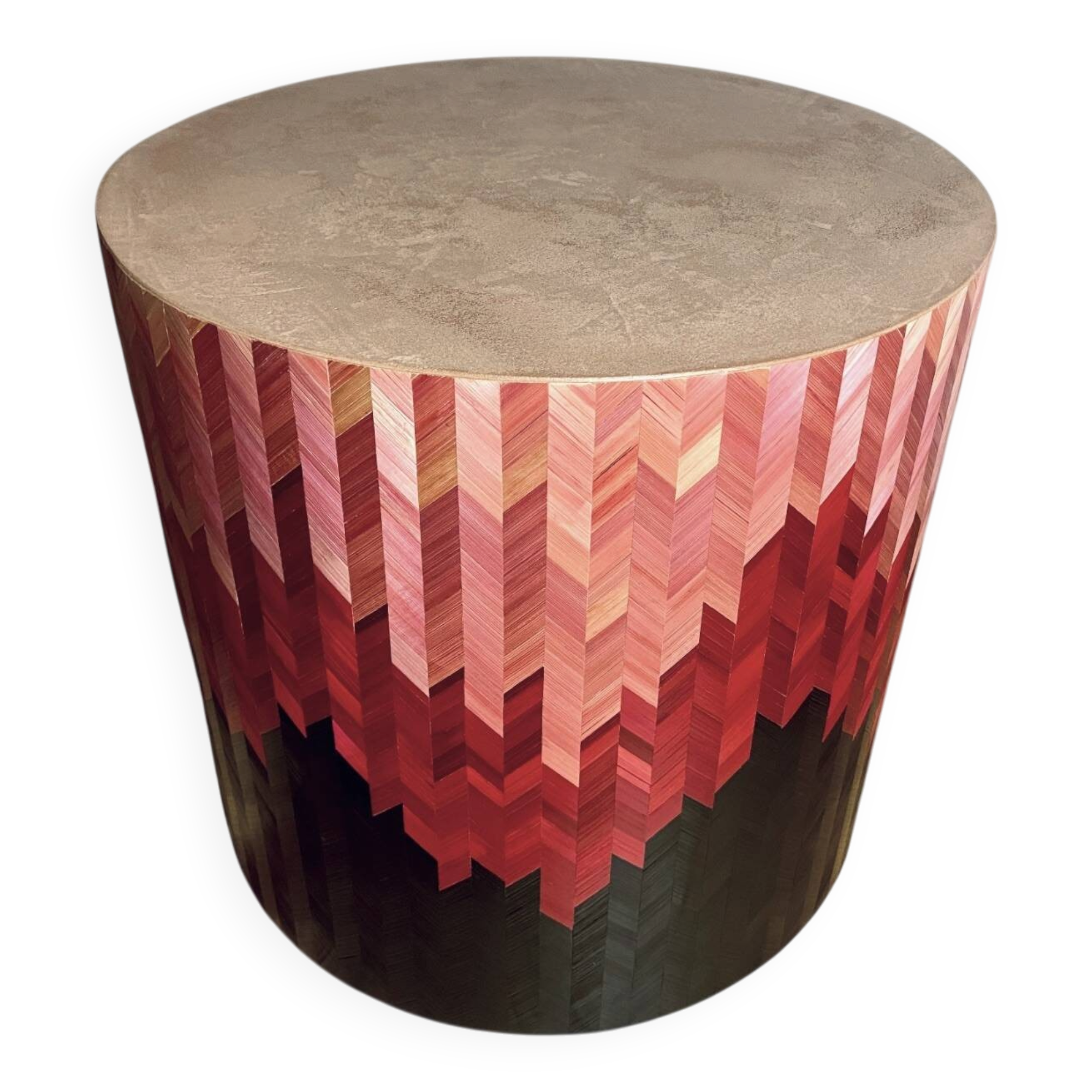 Side table with straw/inlaid concrete.