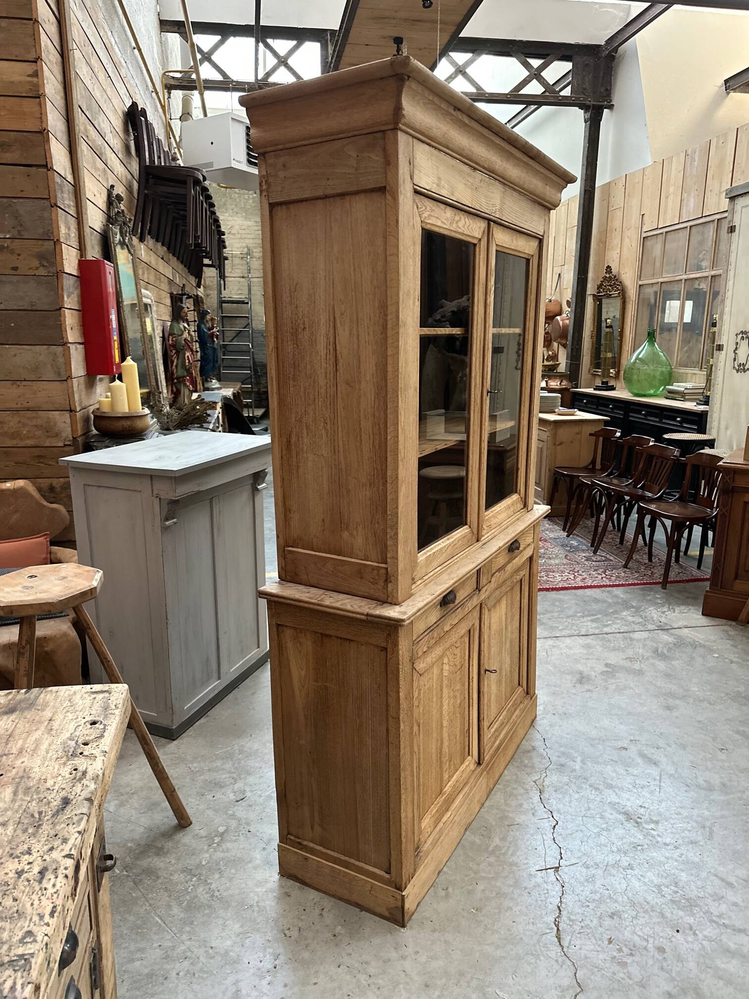 Late 19th century dresser in solid oak