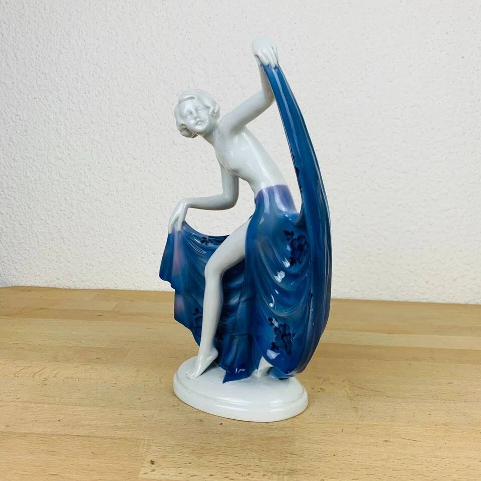 Art Deco dancer sculpture by Fasold & Stauch, German porcelain.
