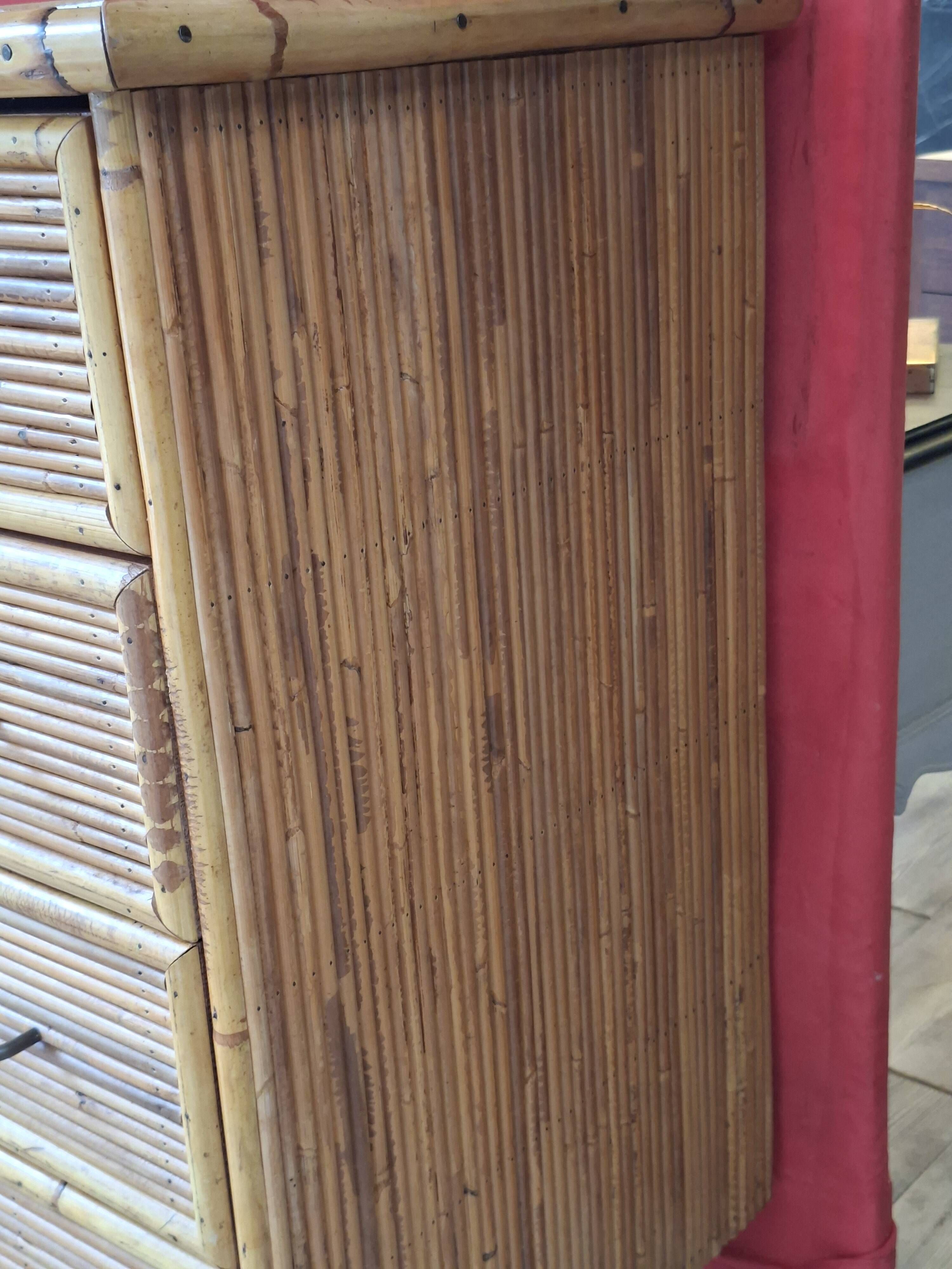 Commode en bambou 