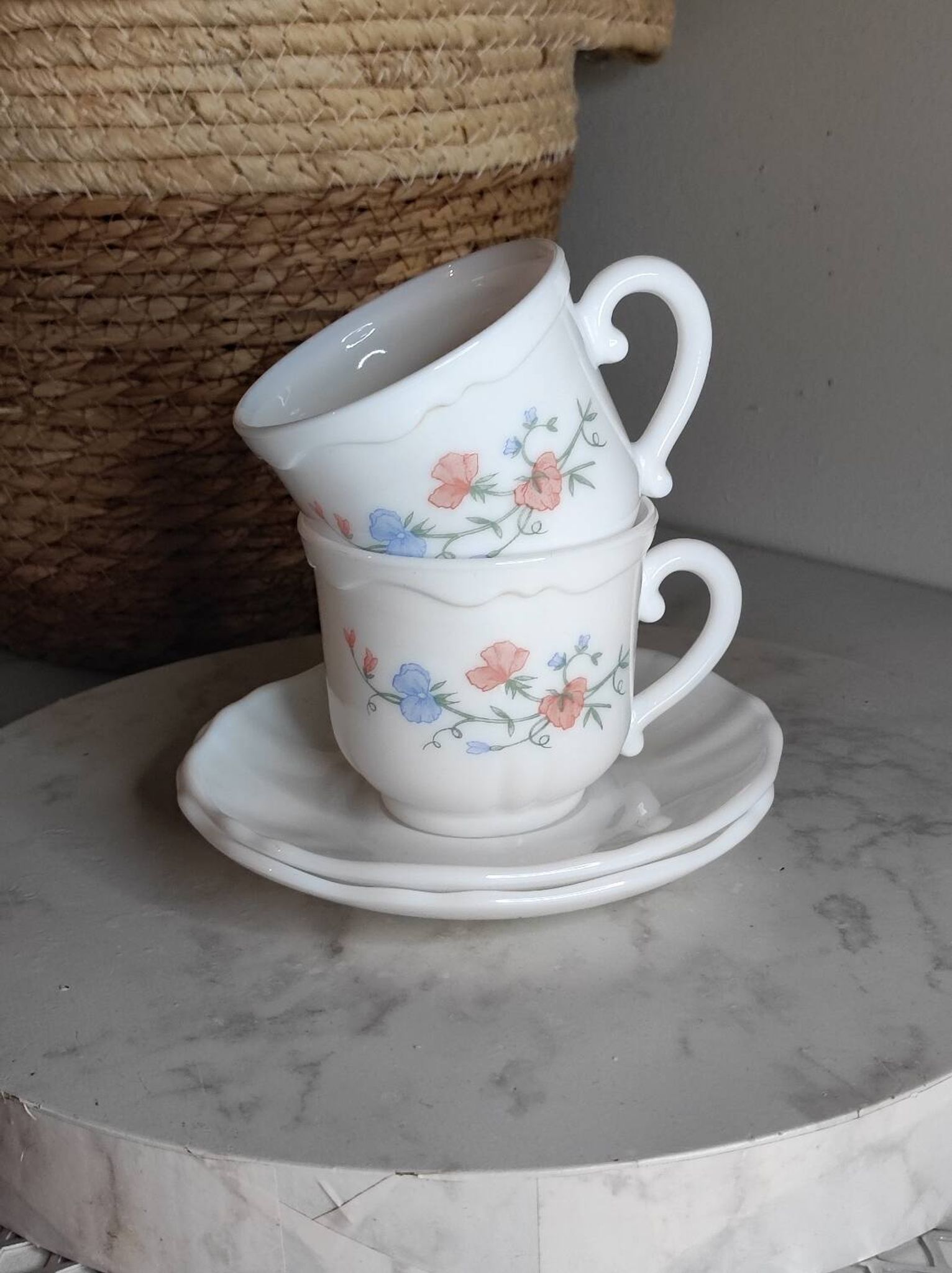 Tasses vintage verre blanc