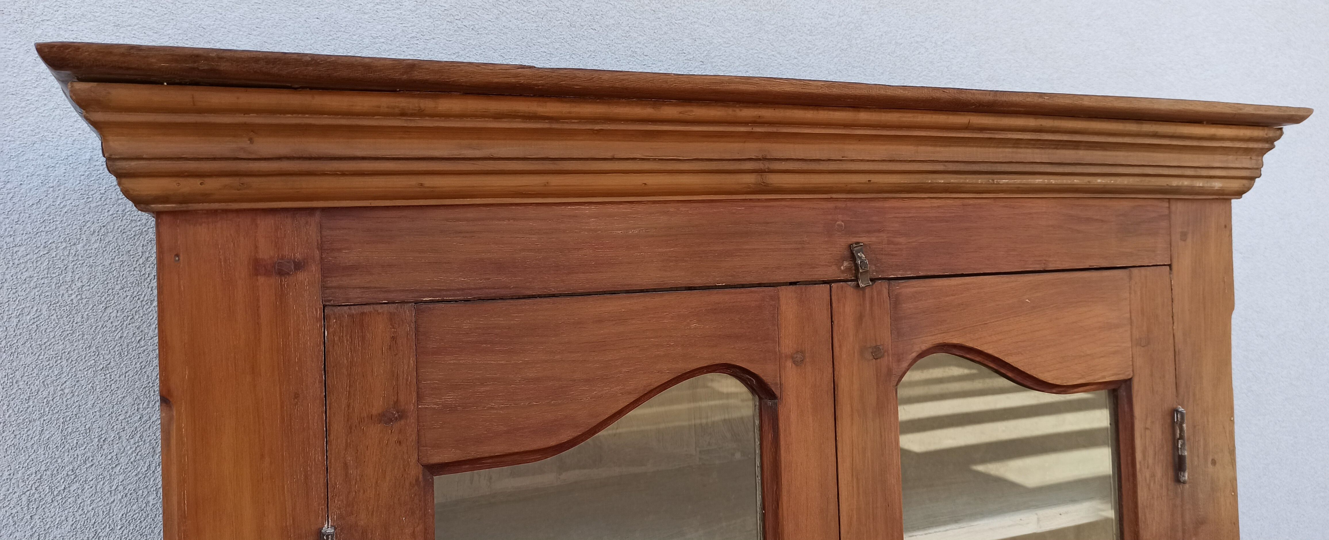 Glazed wooden cabinet