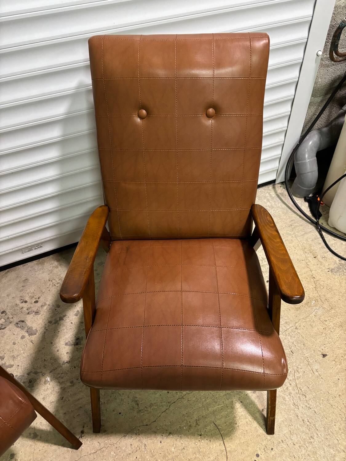 Vintage Skaï armchair