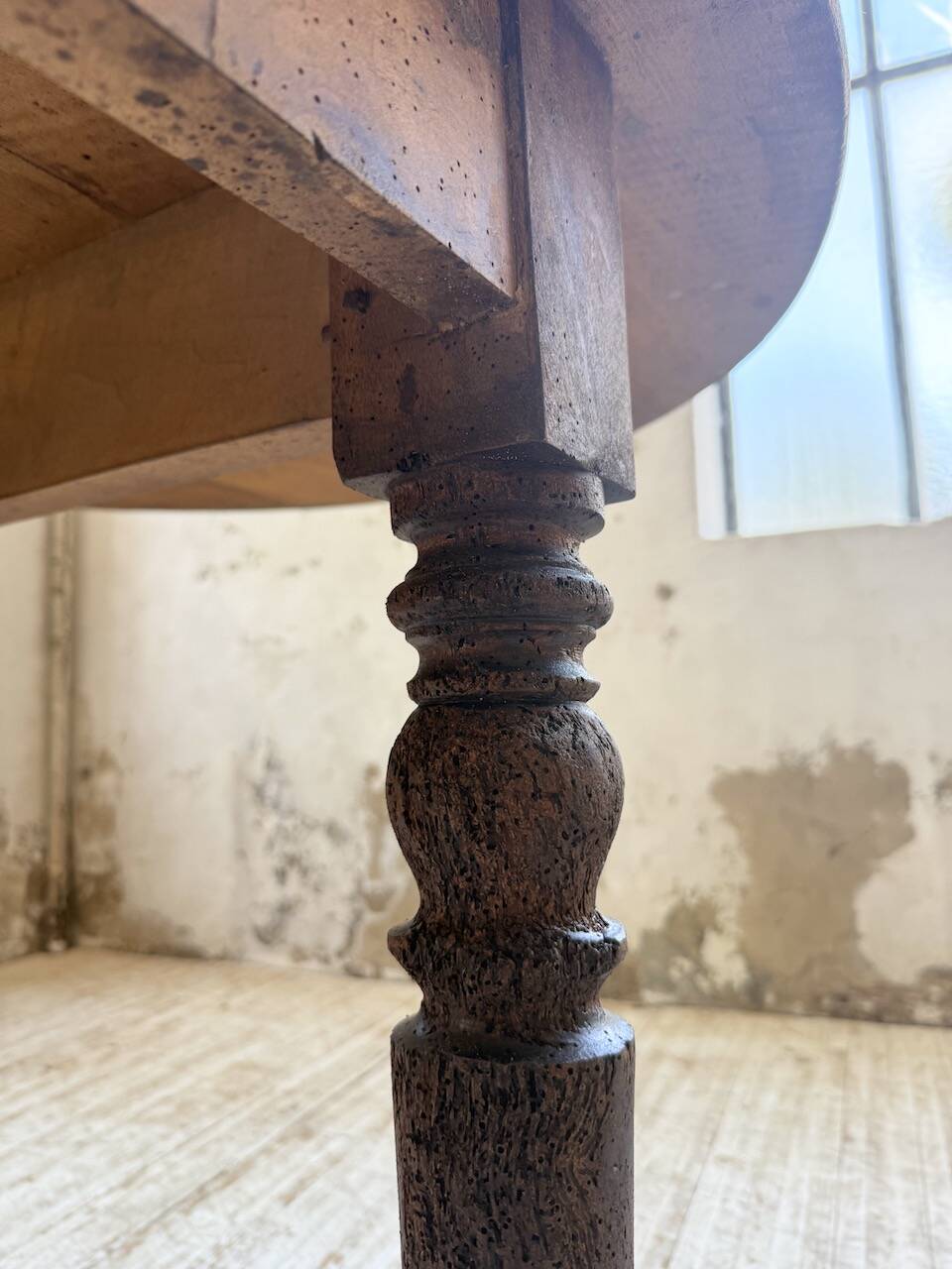 Oval farmhouse table 250cm pine