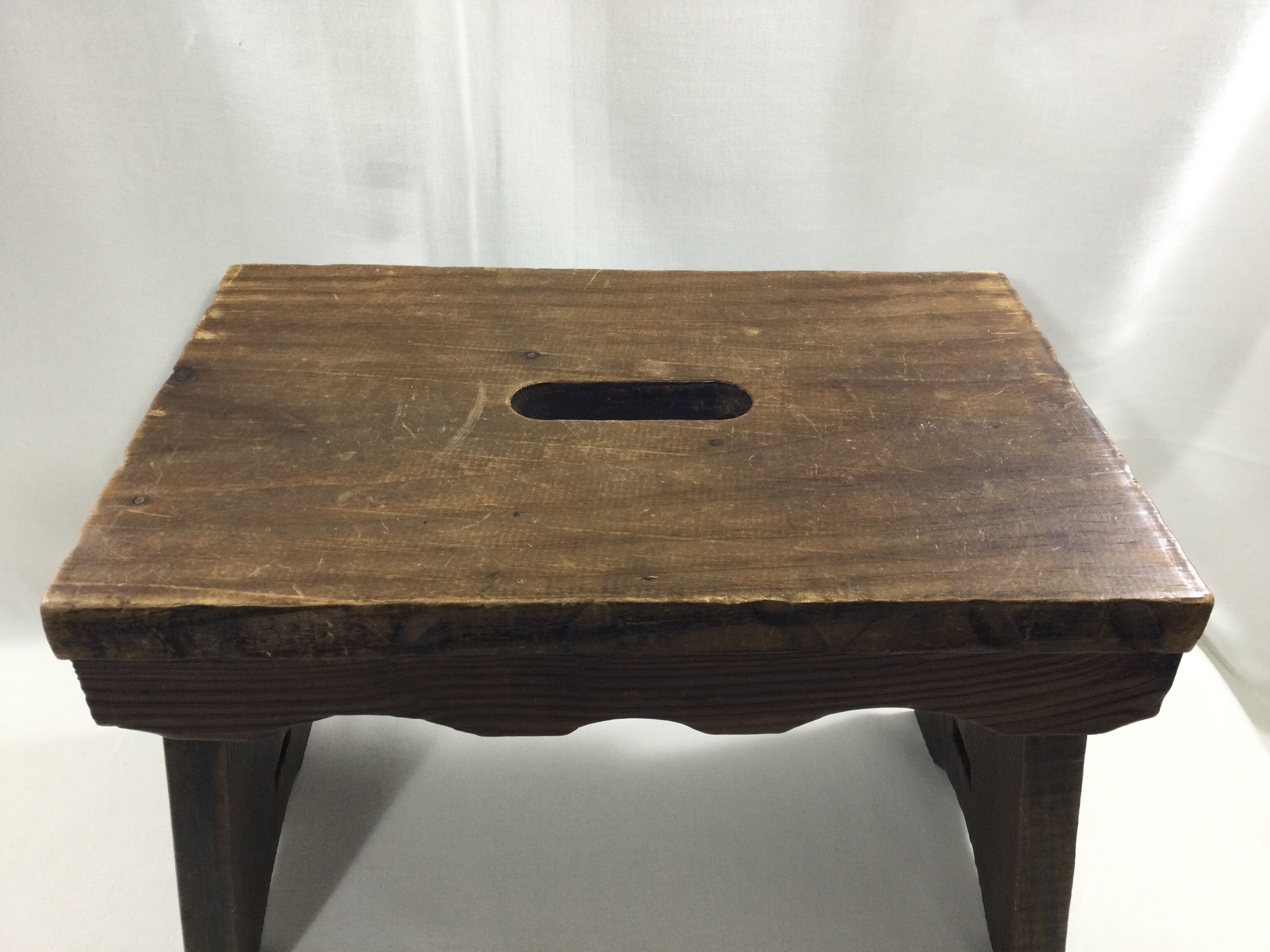 Wooden foldable stool