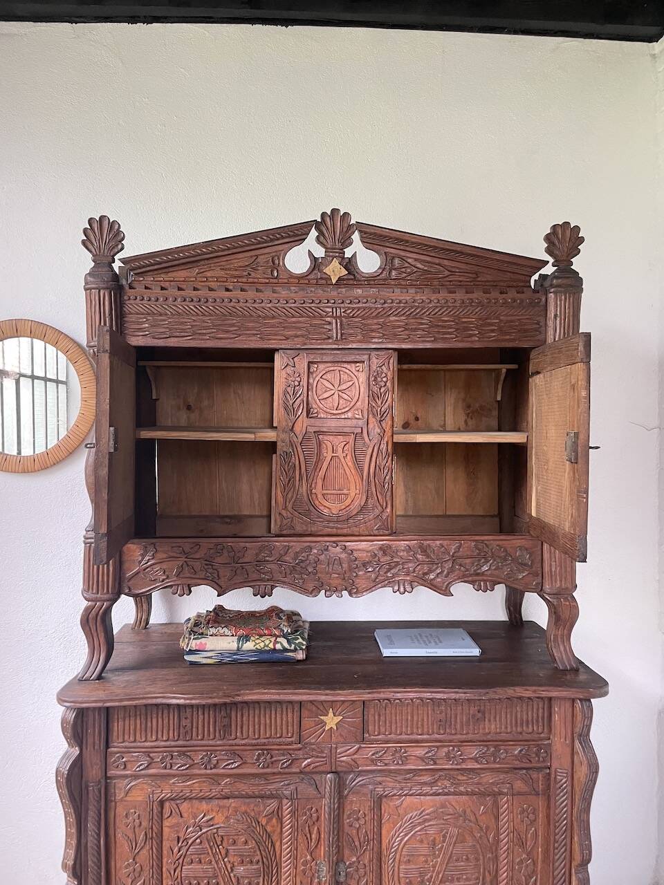 Auvergne brutalist folk art furniture 1890
