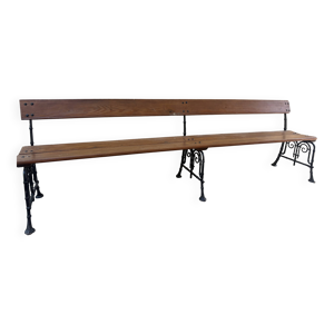 Très grand banc en fonte