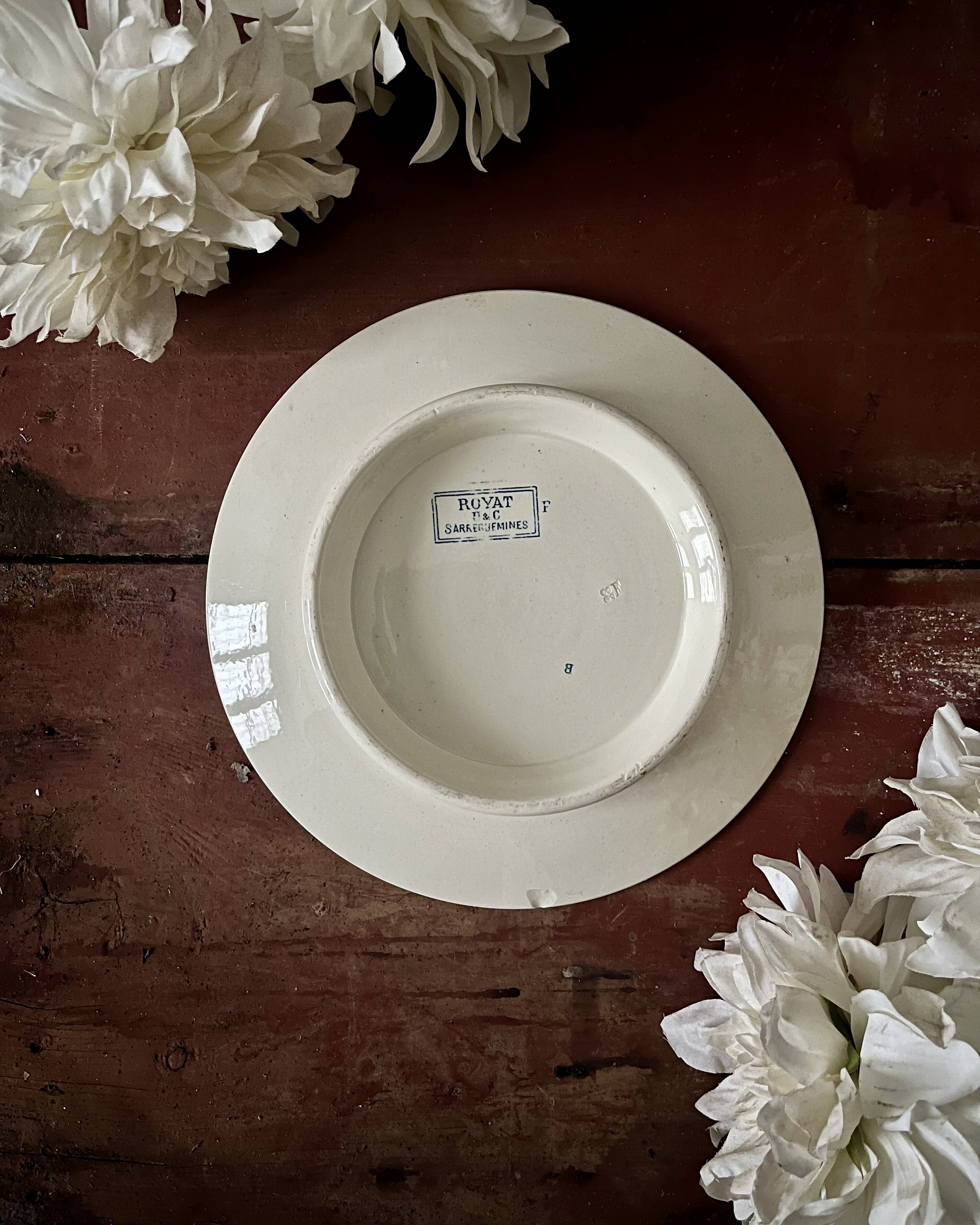Small ironstone compote Sarreguemines Royat