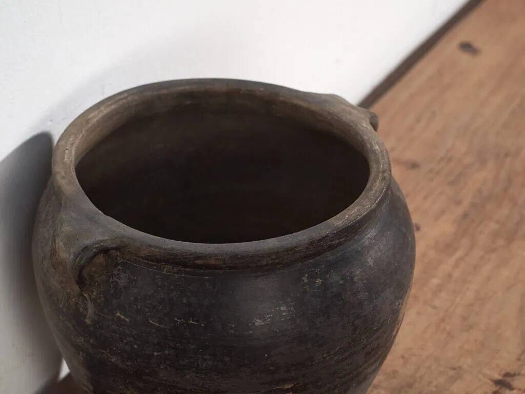 Antique vase in wabi-sabi style (c.1900) #3