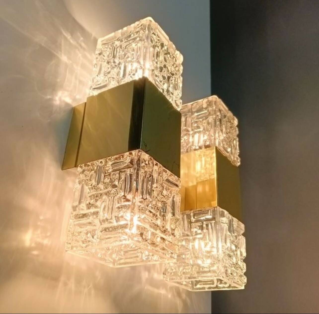 Pair of Maison Sciolari glass and brass wall lights, Italy 1970