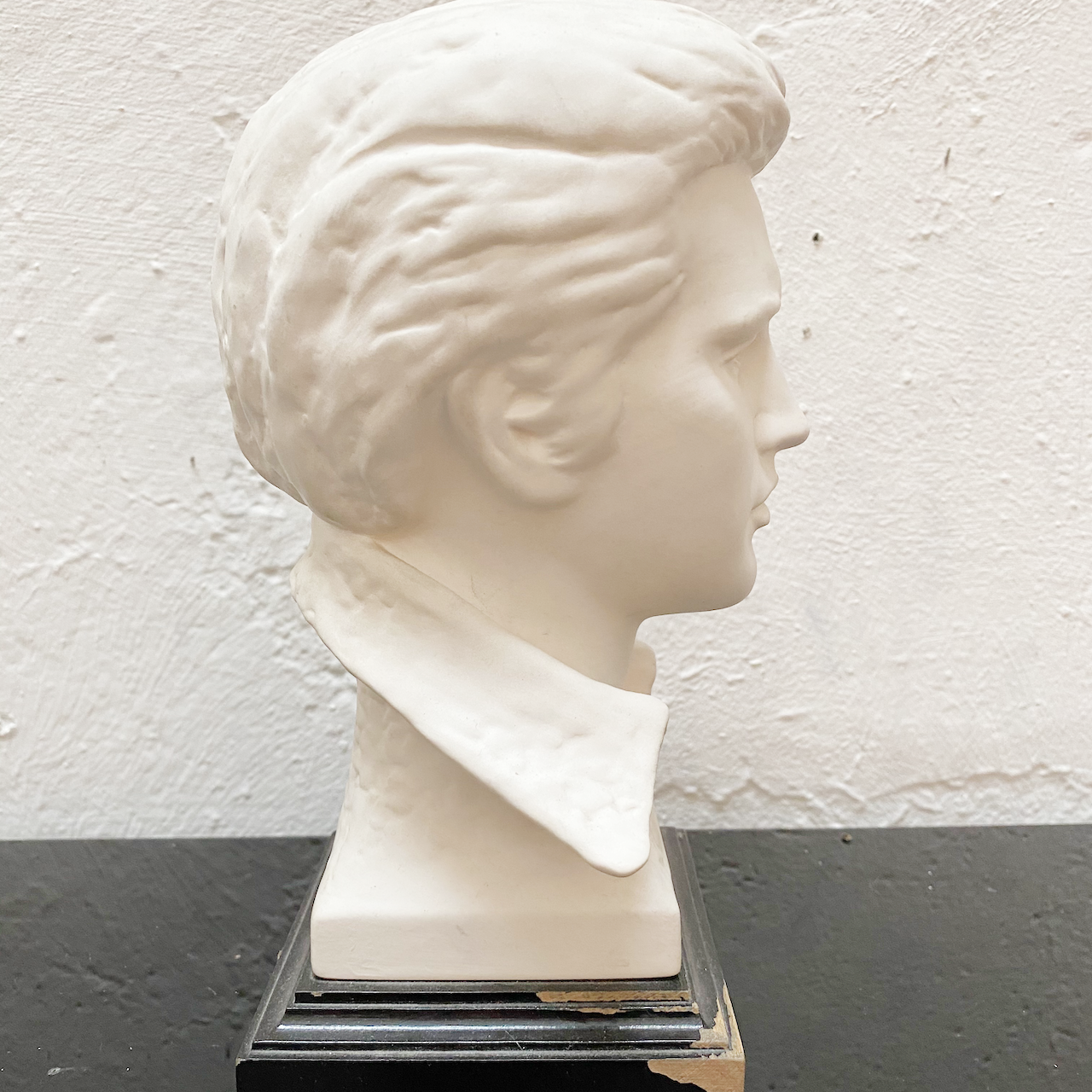 Elvis bust by Goebel