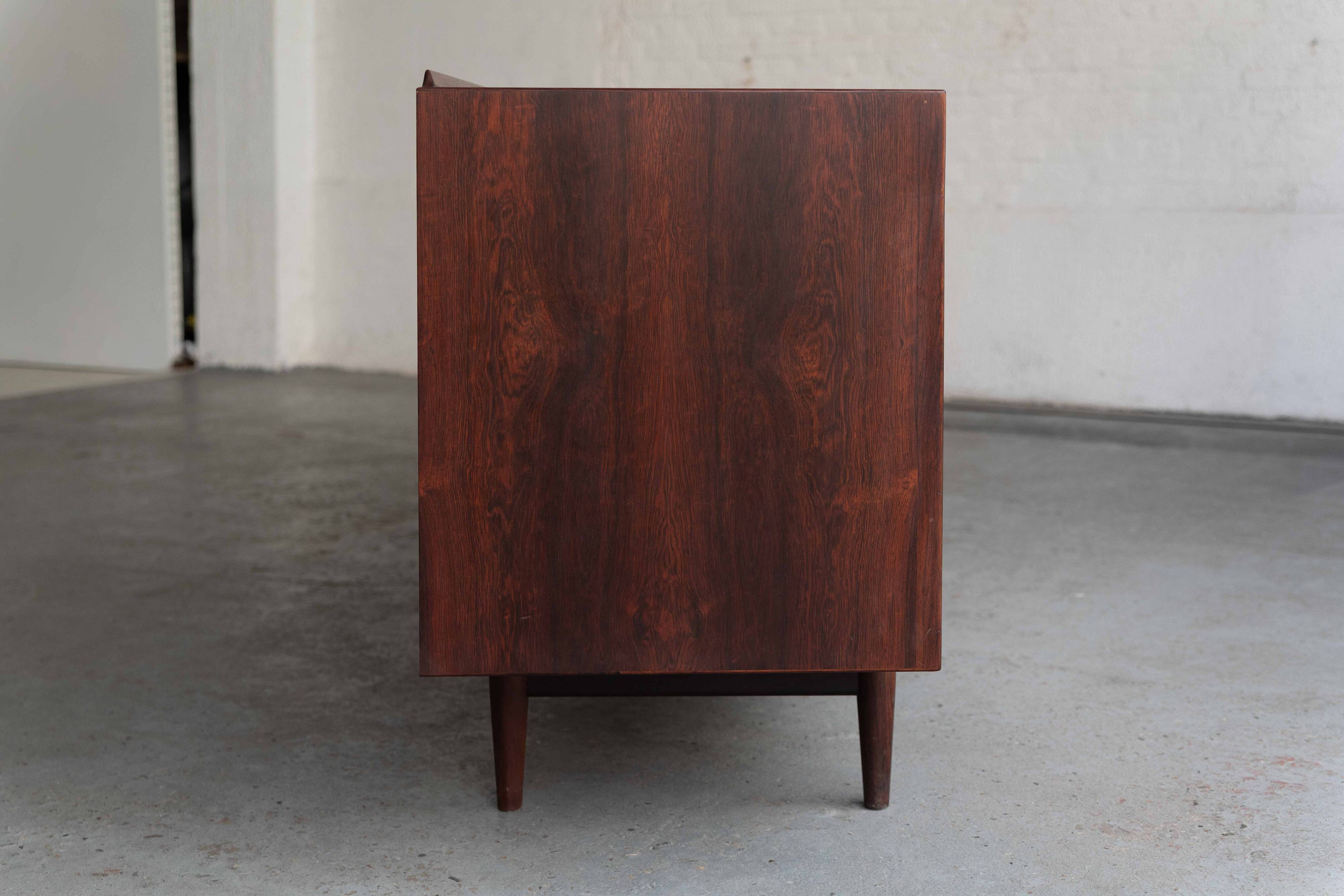 Sideboard 'OS 29' by Arne Vodder