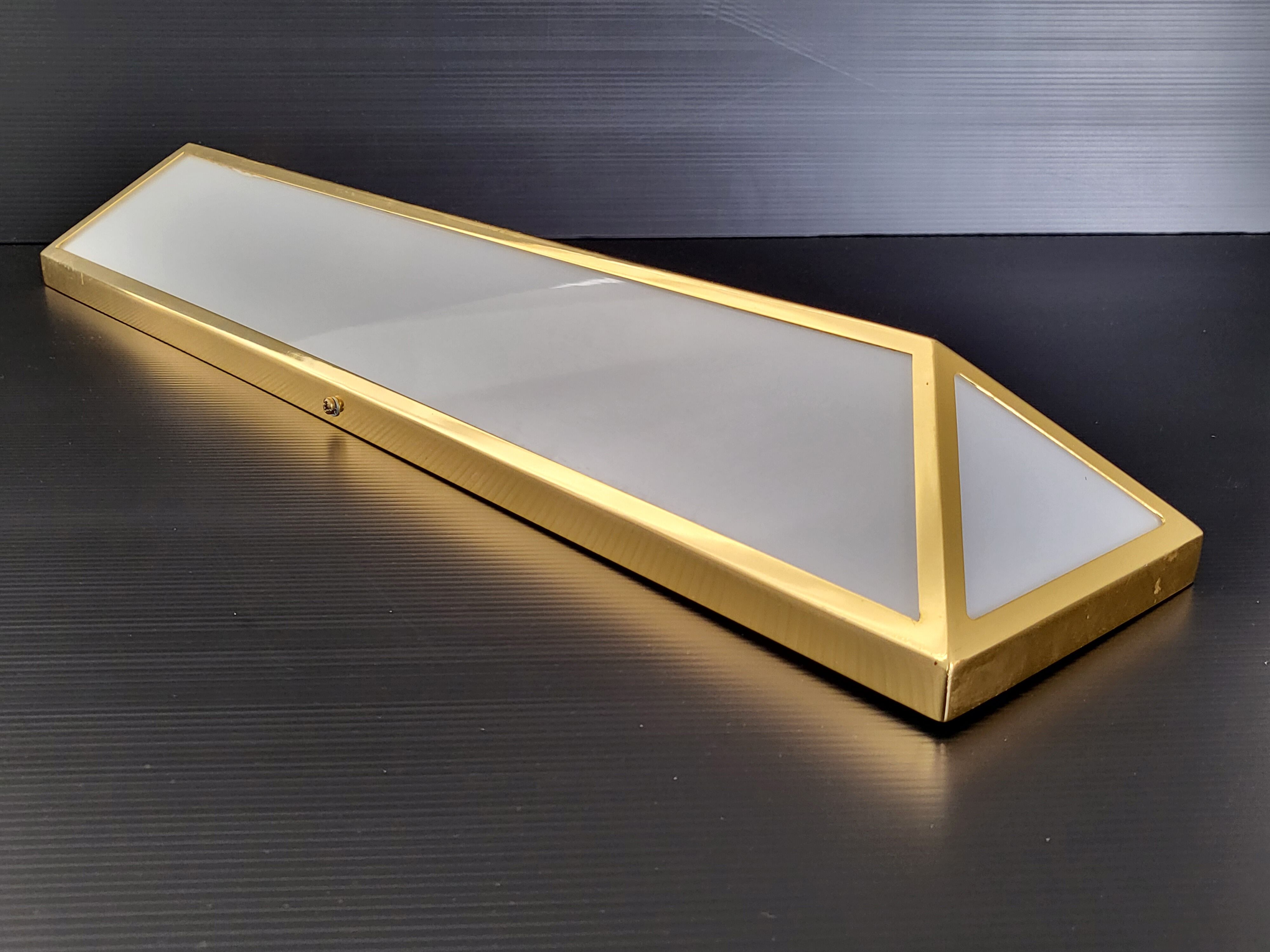 Vintage wall lamp 1970 plexiglass & brass