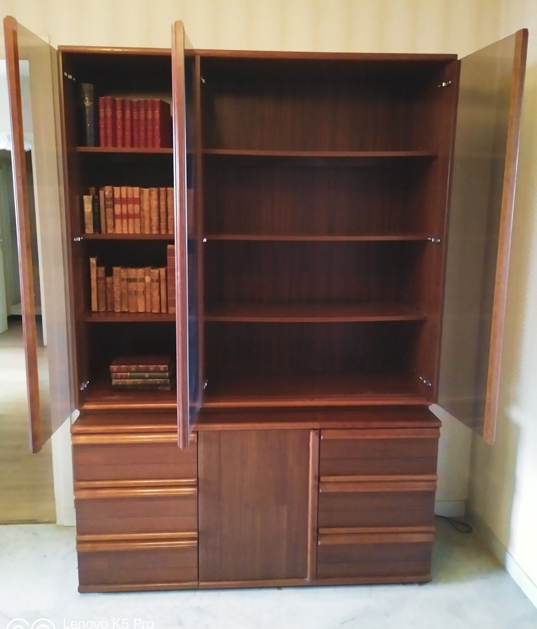 Bibliothèque design scandinave Bas van Pelt