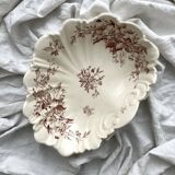 Antique wall fountain in ironstone, "Spring" Gien earthenware, late 19th century