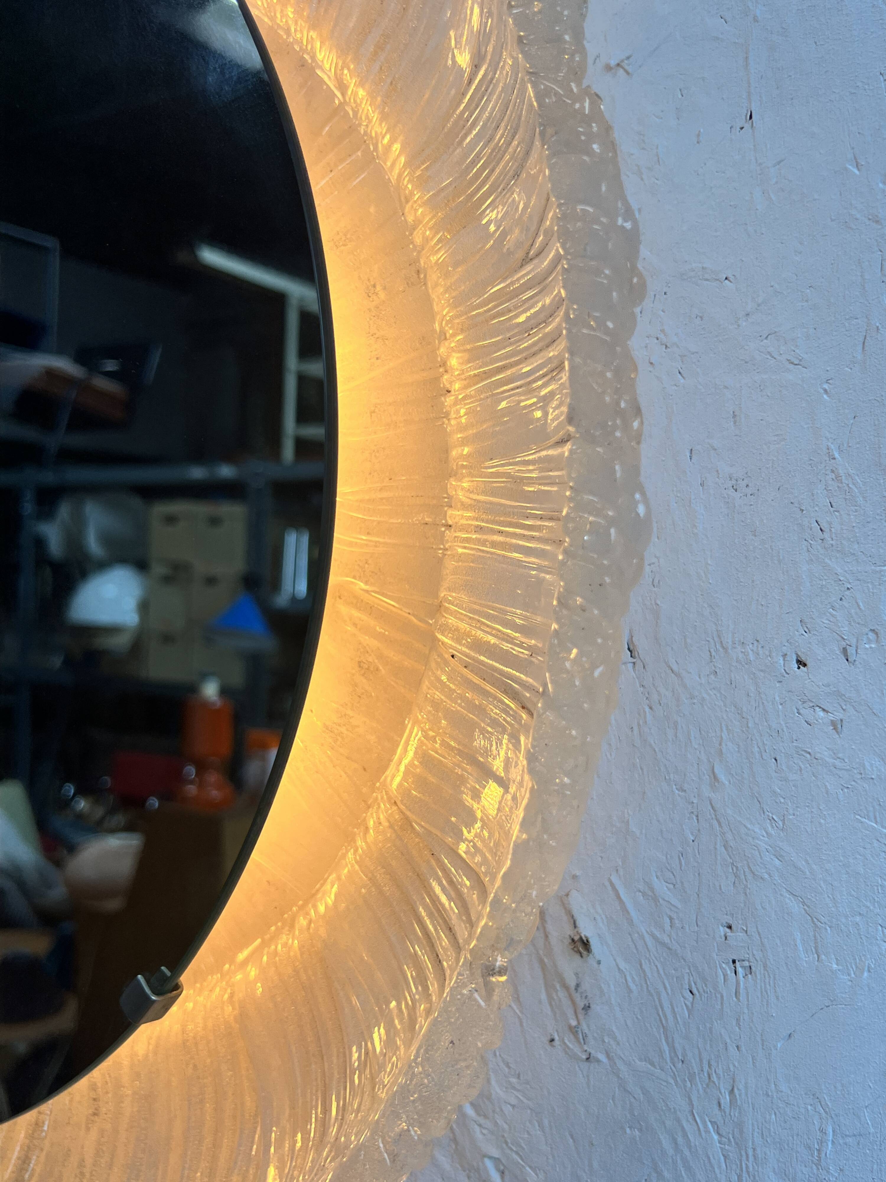Vintage Round Hillebrand Iceglass Mirror with Lighting