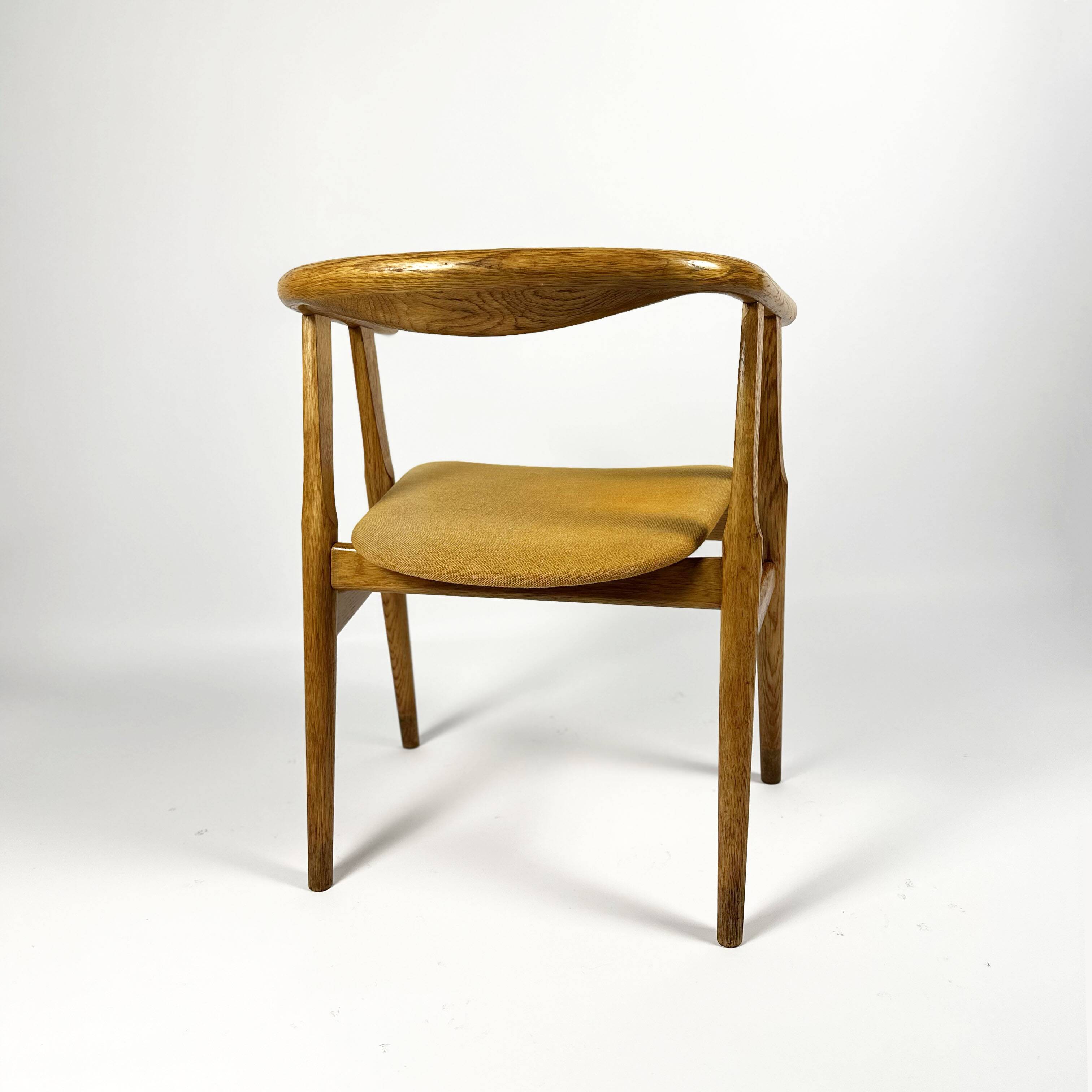Chaise vintage GE525 de Hans Wegner pour Getama