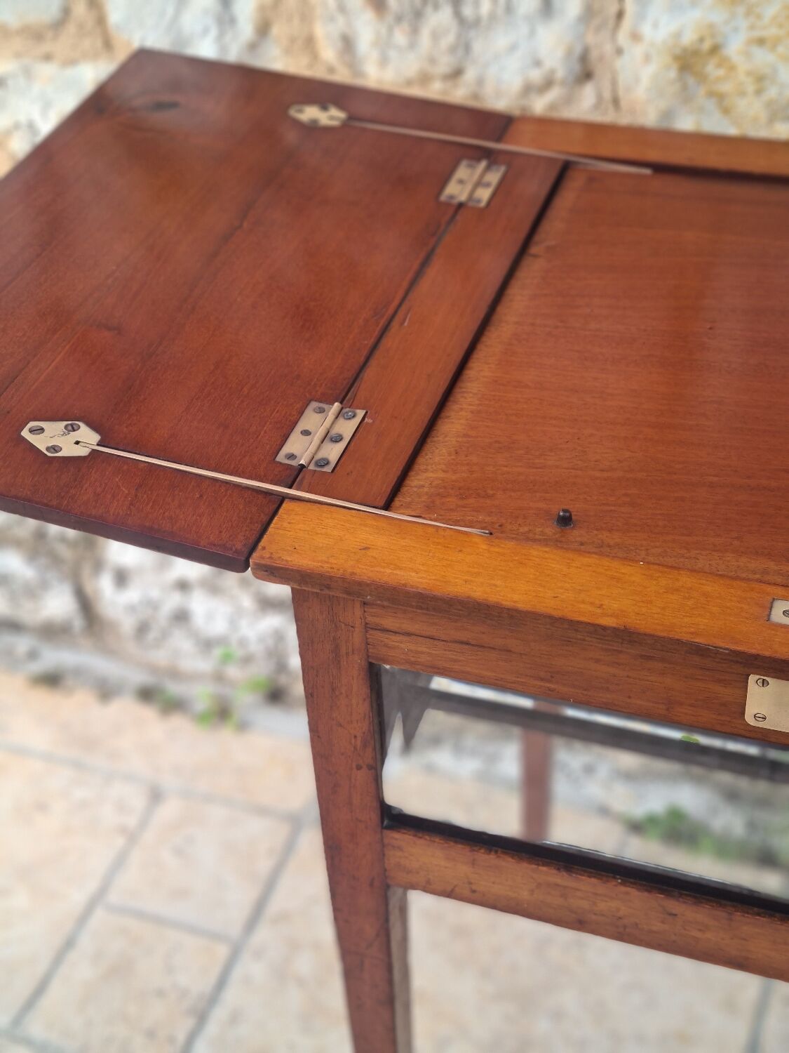 Mahogany tea table
