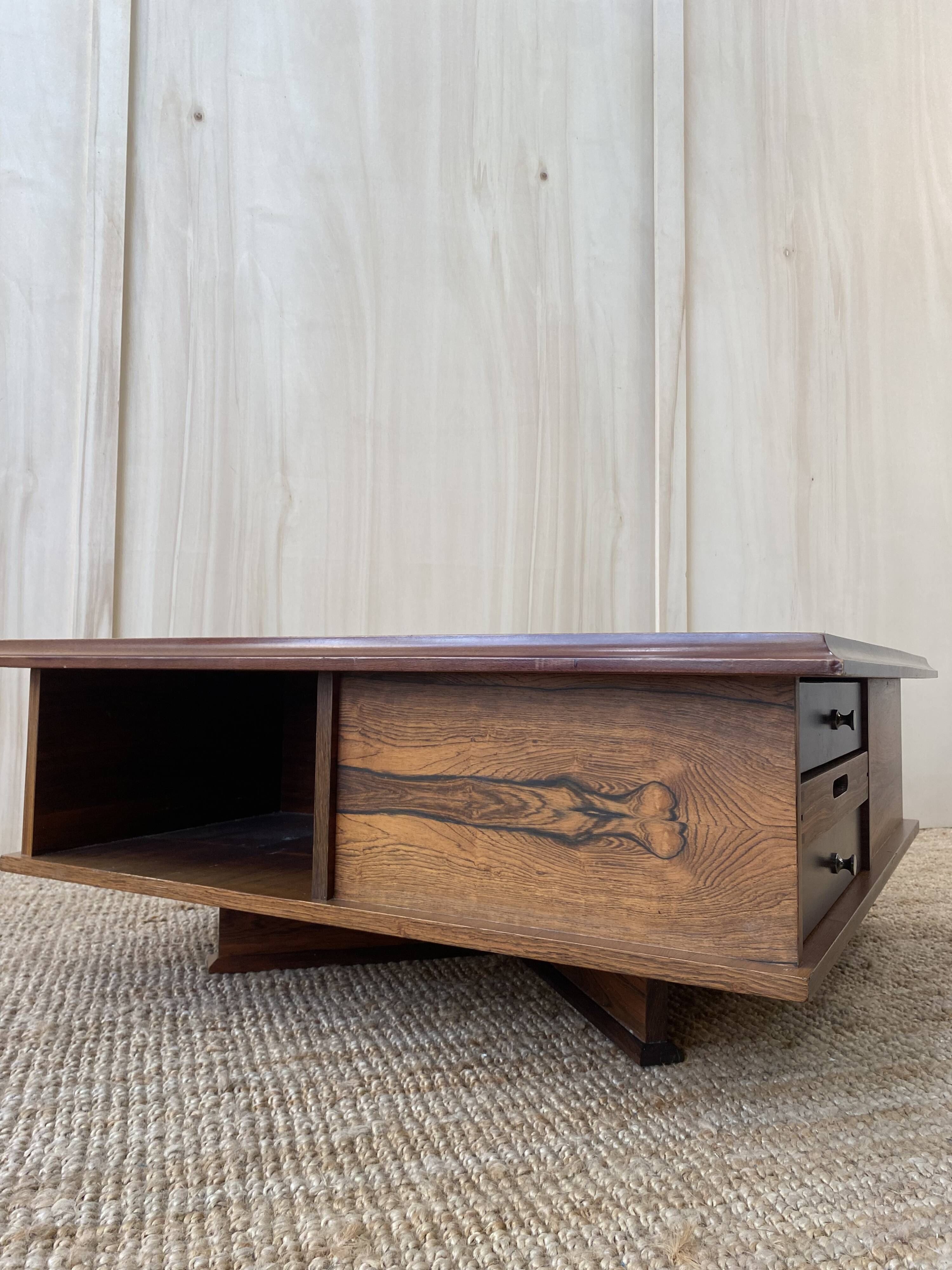 Italian coffee table in rosewood - 1960 - Saporiti