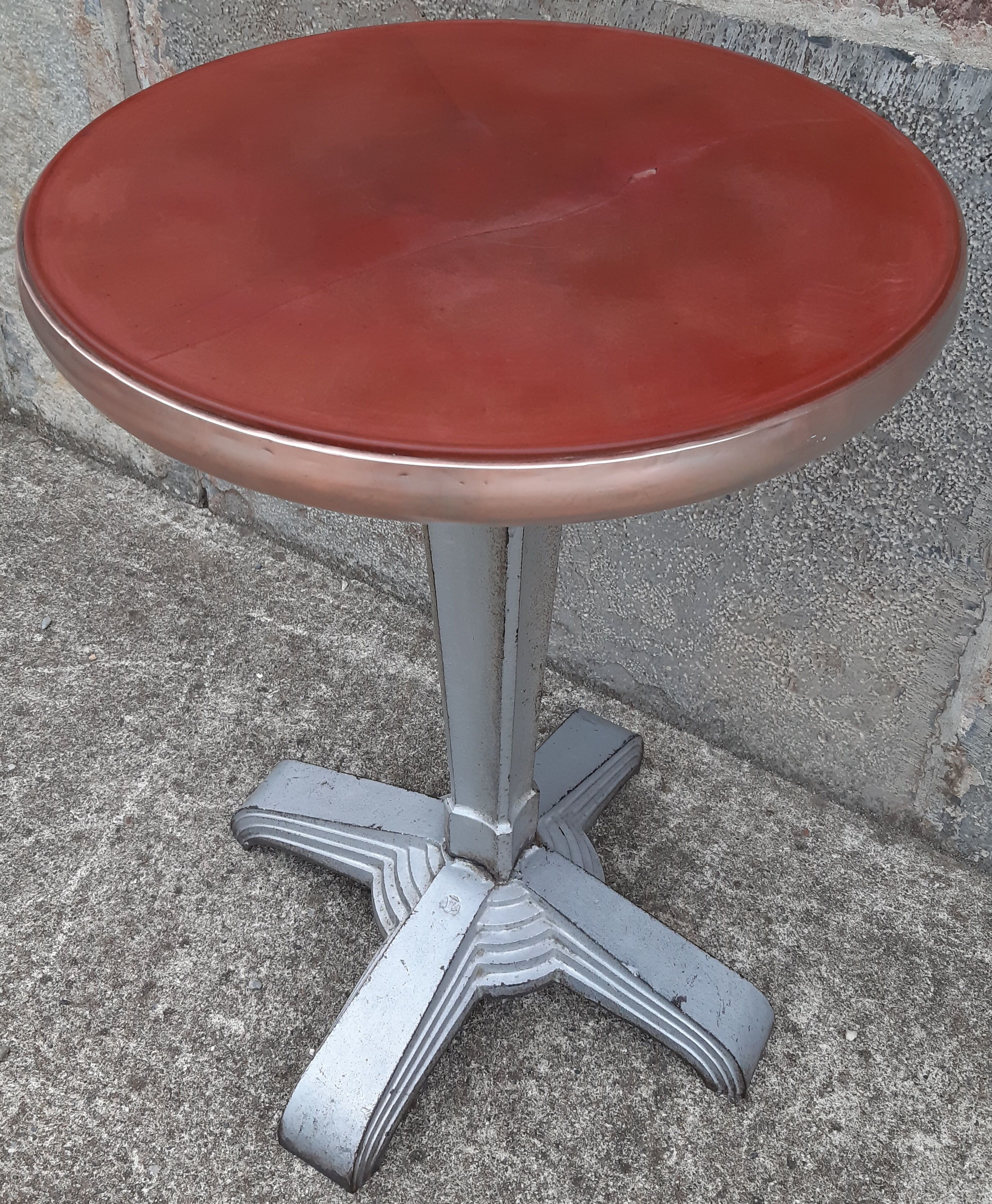 Fischel bistro pedestal table