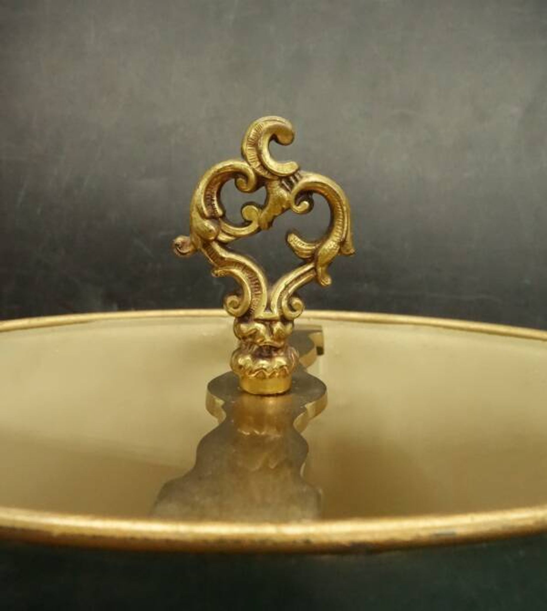 Louis XV style lamp from Lucien GAU - green lampshade with crackle effect metal.
