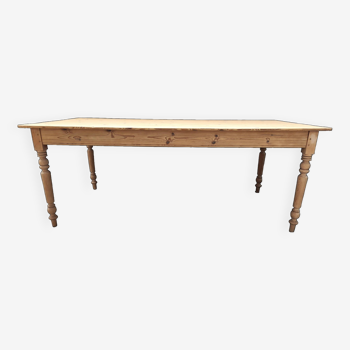 Ancienne table de ferme large en bois brut