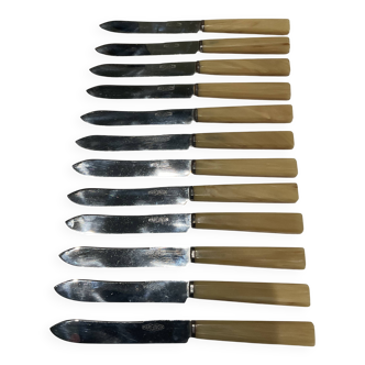 12 couteaux à fromage . Vintage