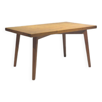 Table en pin par Christian Durupt