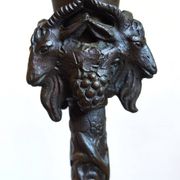 Vintage table lamp in patinated bronze with lion decor, 1950s.