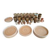 Set of stoneware dishes