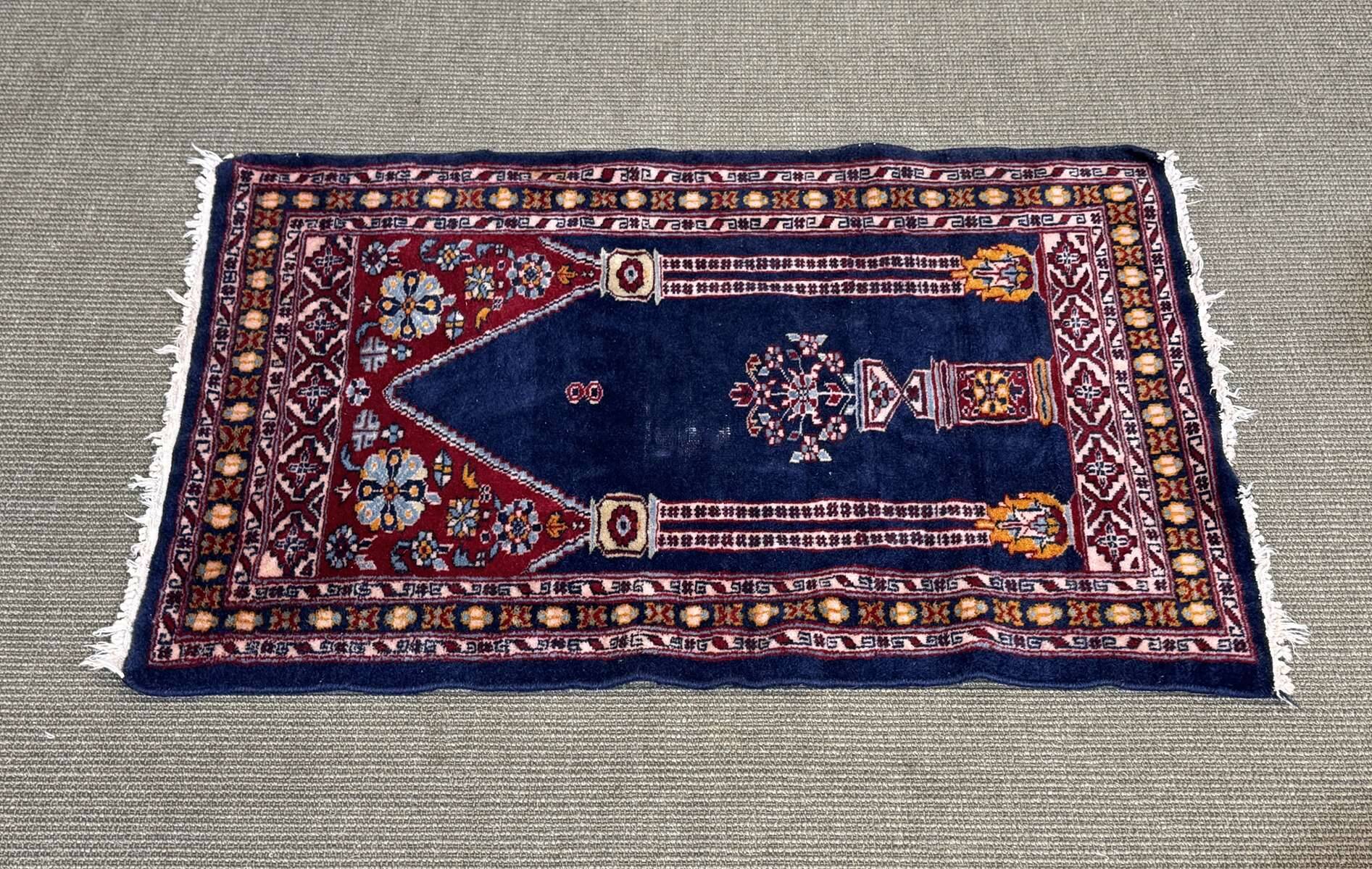 Handmade wool Iranian rug - 95x61cm