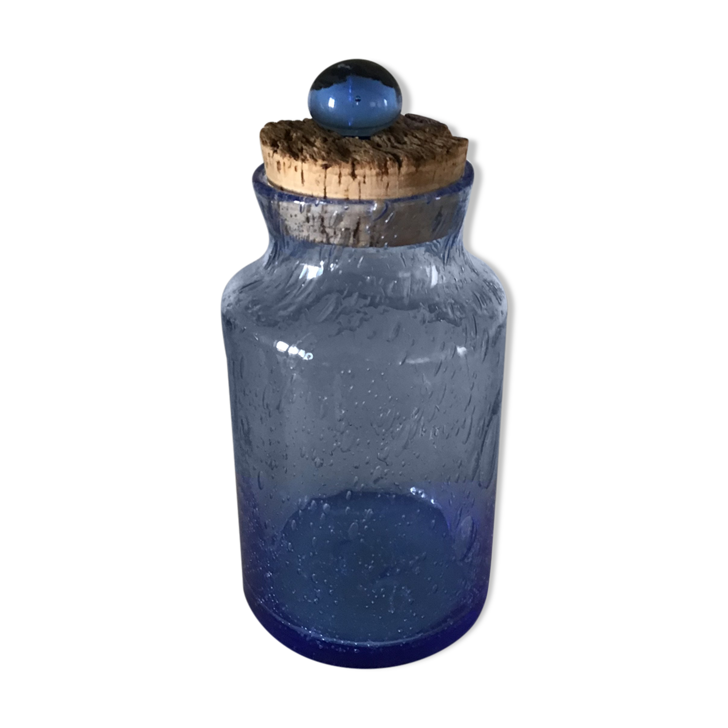 Bubble glass jar and biot breath