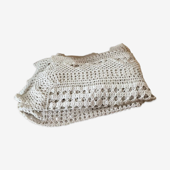 Vintage white crochet bedspread