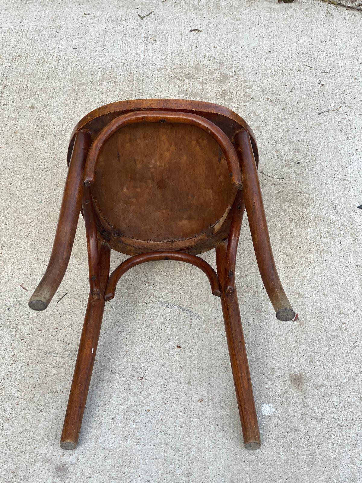 Bentwood bistro chair upholstered in burgundy leather