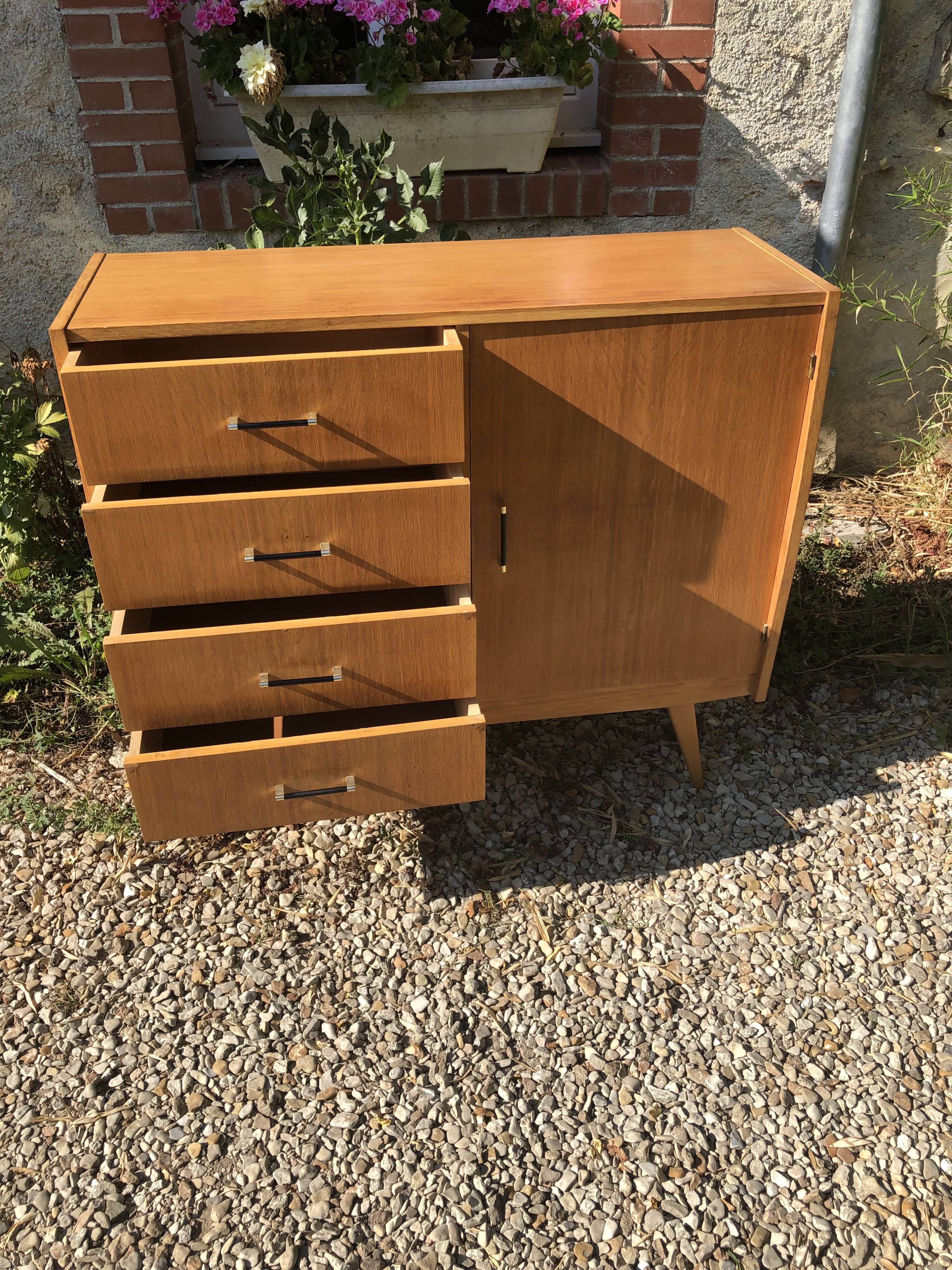 Commode