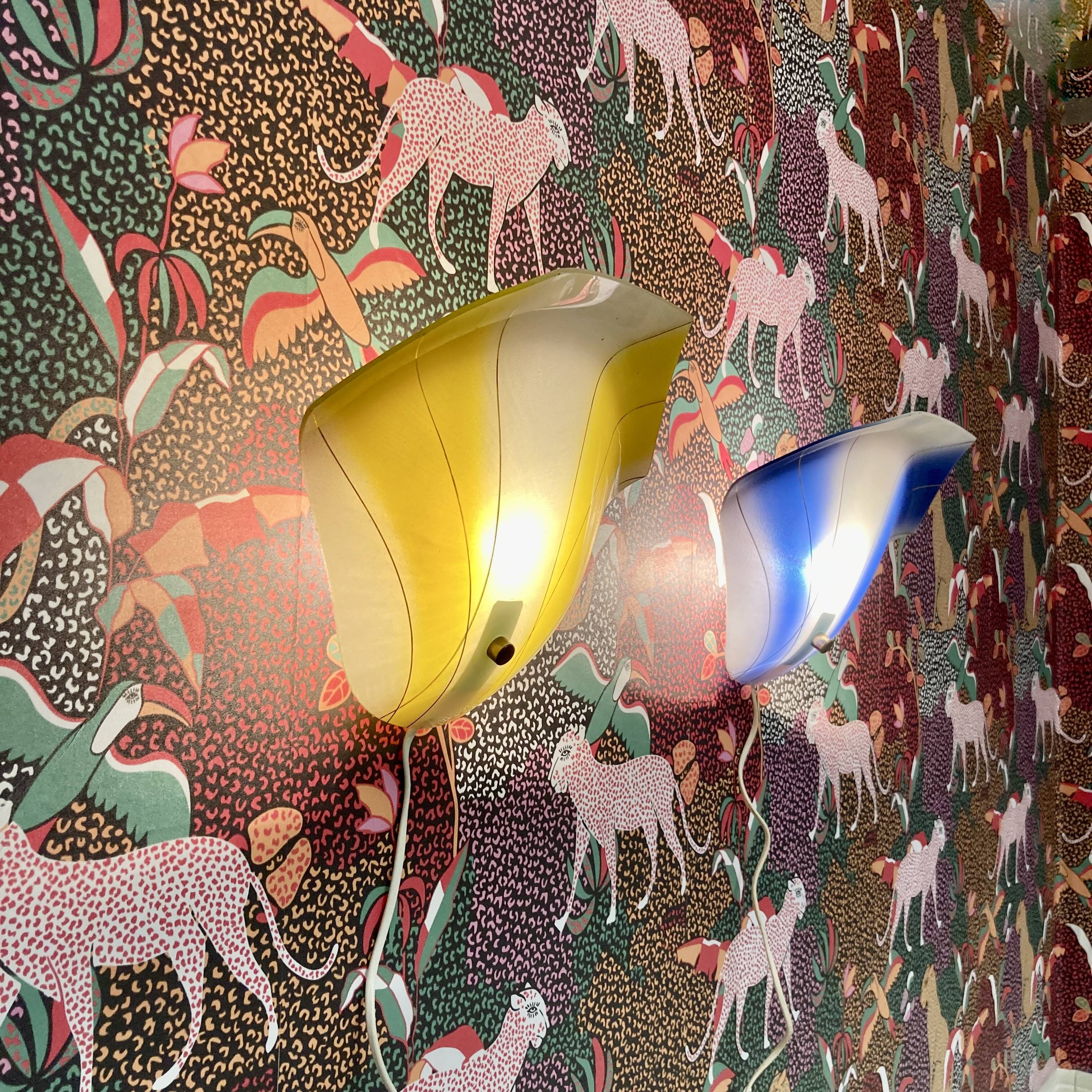 Paire d'appliques en verre Design scandinave 1950.