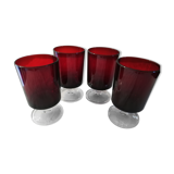Set of 4 red-coloured wine glasses