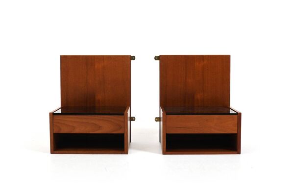 Paire de tables de chevet suspendues en teck par Hans Wegner pour Getama