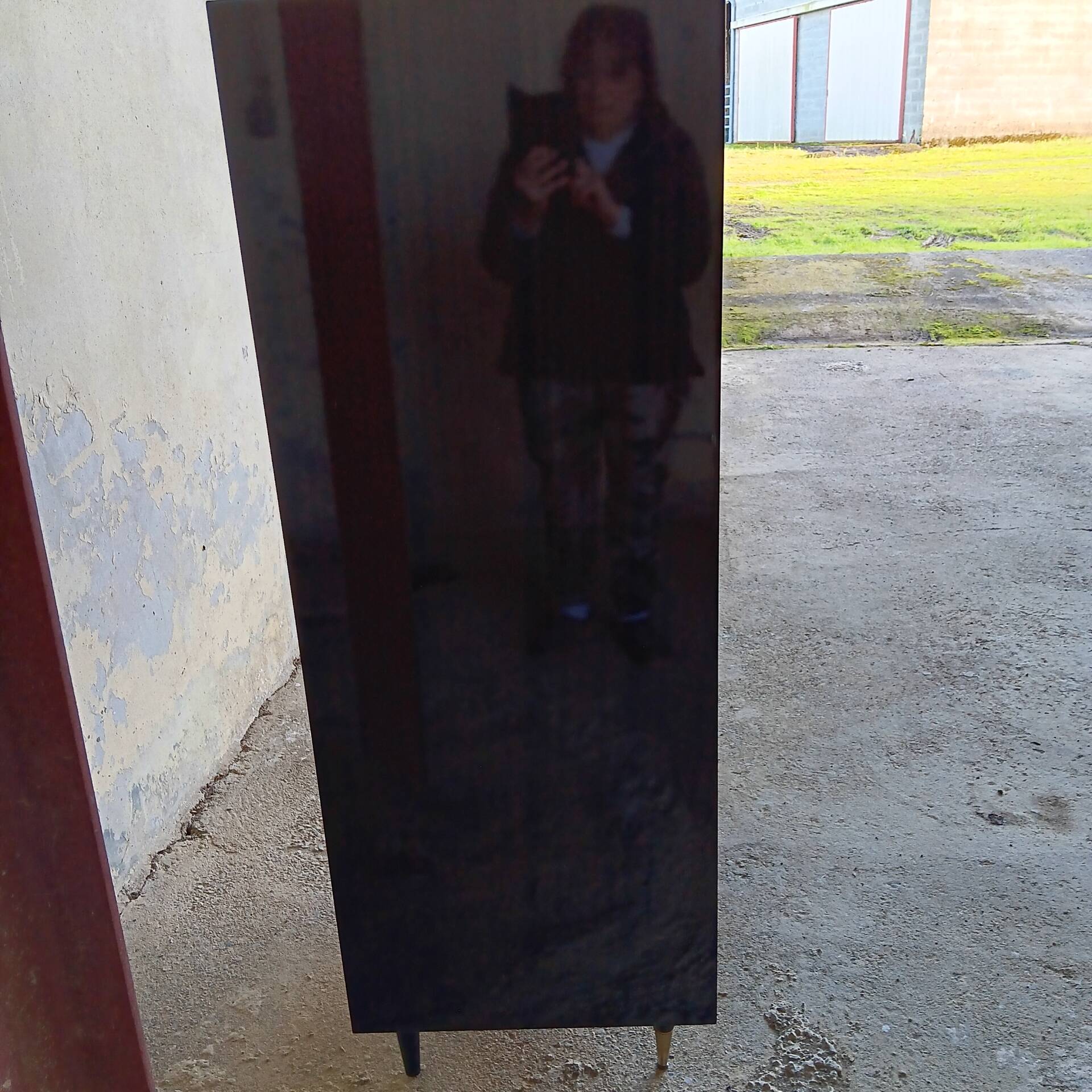 Glass cabinet