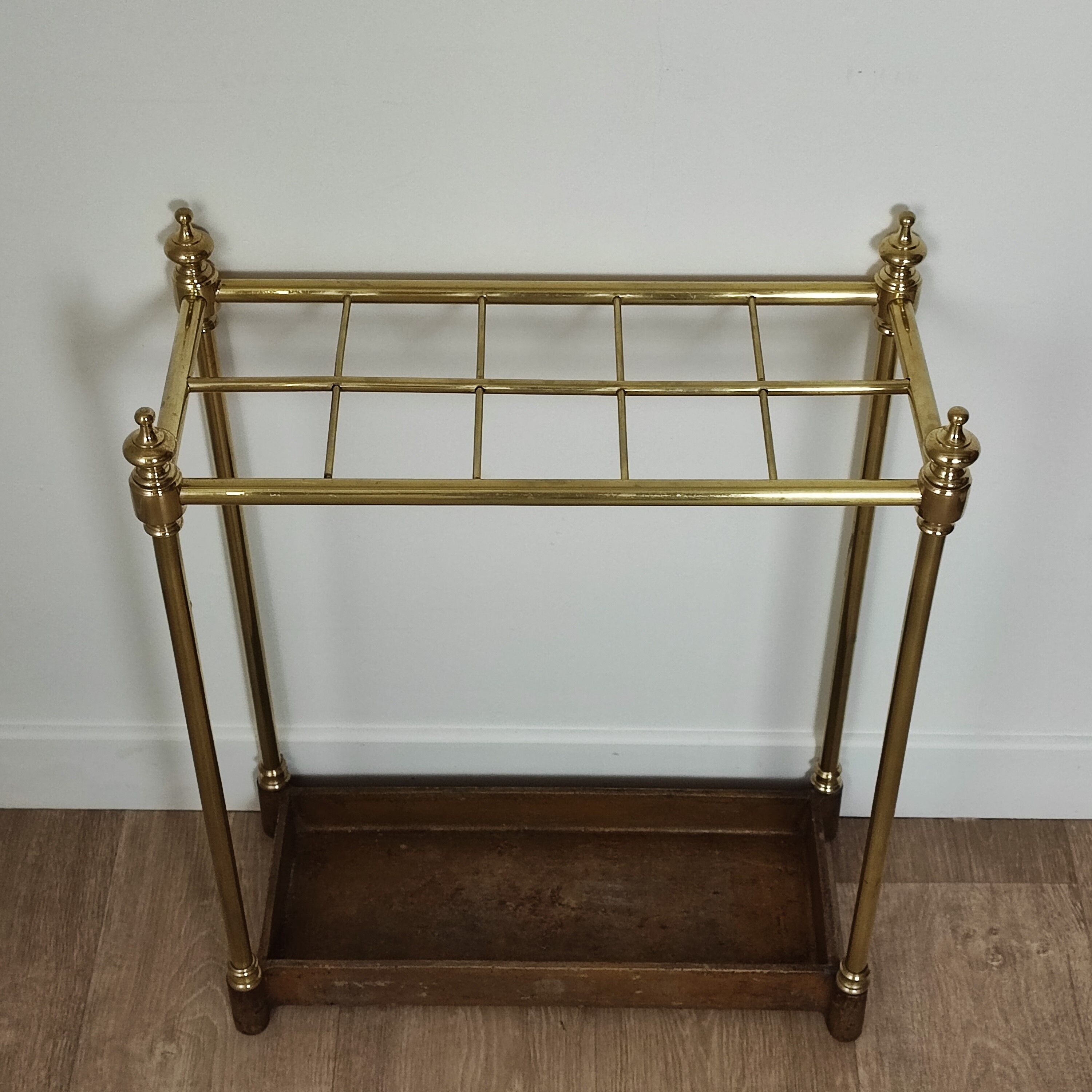 Brass umbrella holder