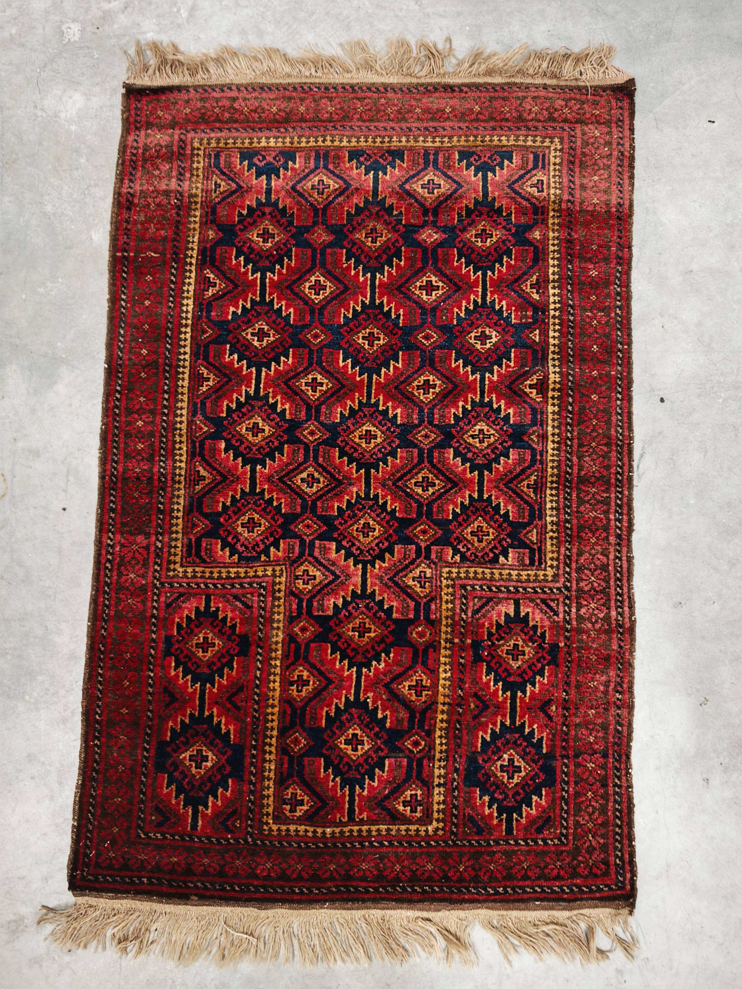 Vintage Baluch prayer rug in wool, Afghanistan 1940s.