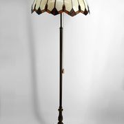 Bronze floor lamp with Tiffany-style stained glass shade – 20th century