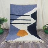 Traditional handwoven Berber rug, size 100 x 200 cm