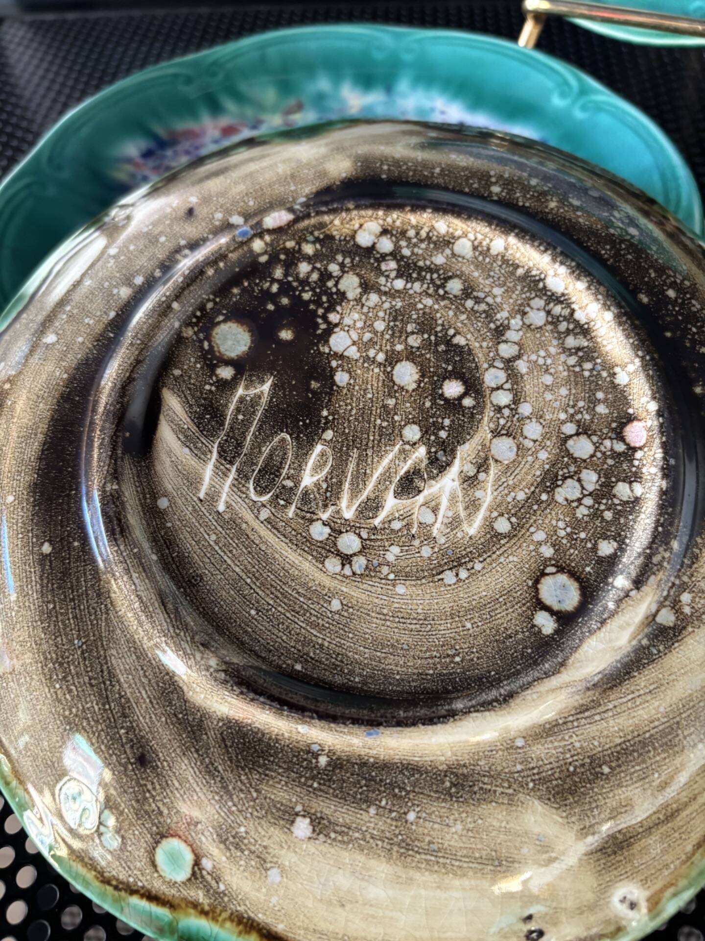 Flamed ceramic plates