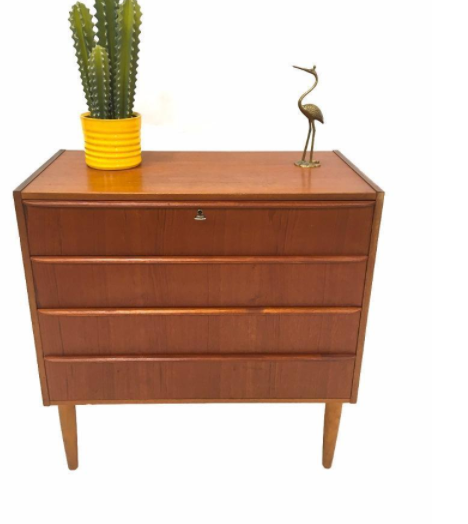 Commode danoise années 60-70 en teck