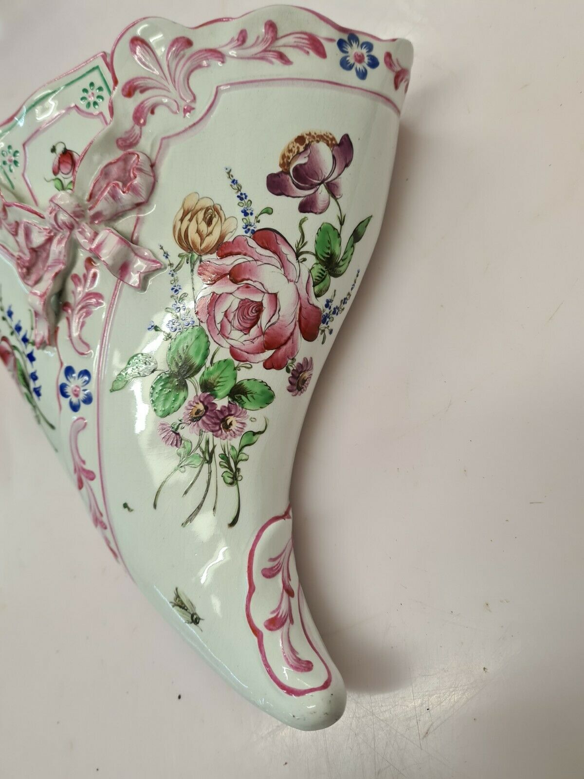 Bouquet door in Luneville earthenware