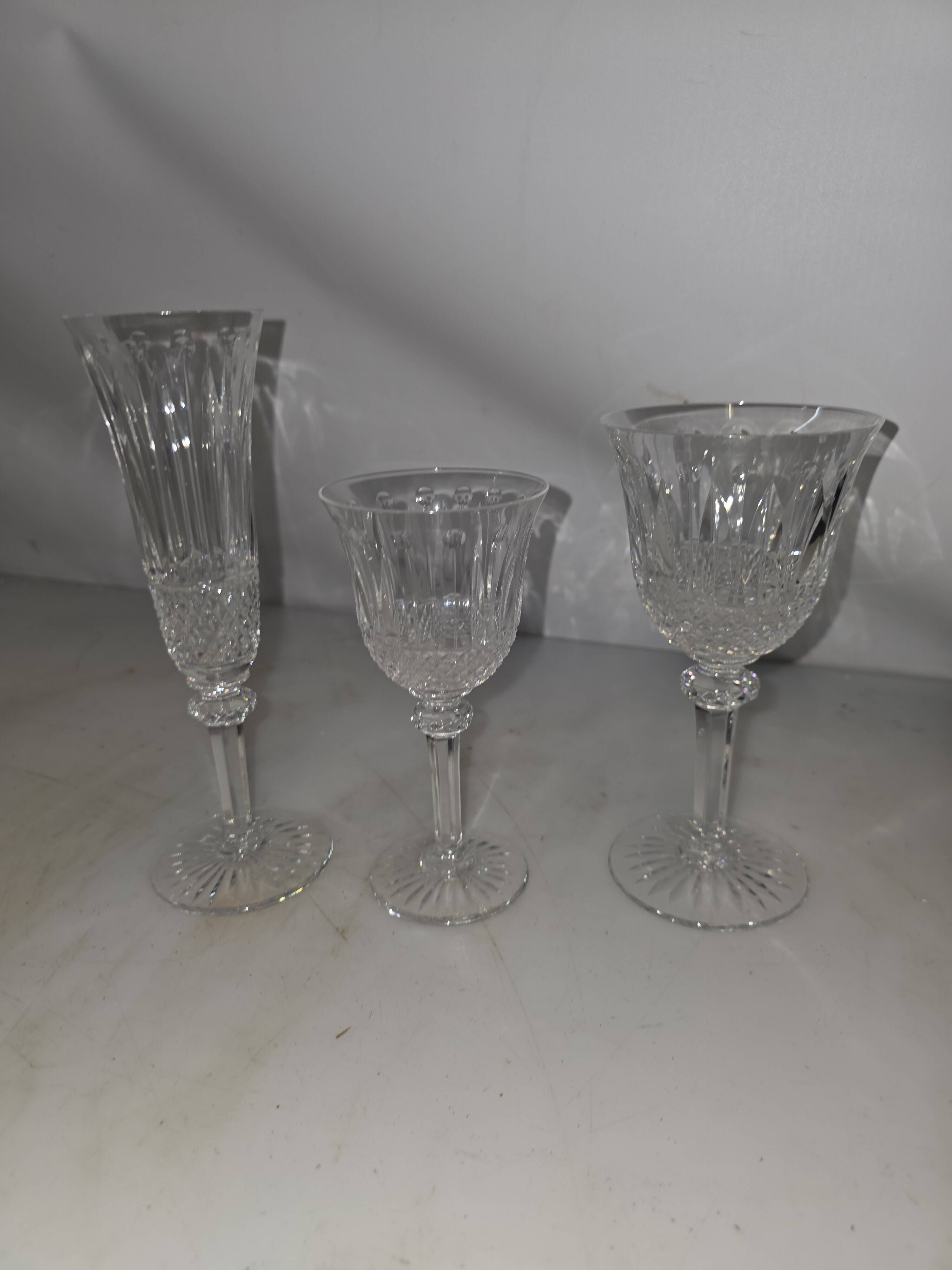 Service de 27 verres en cristal de Saint-Louis — Modèle Trianon