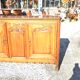 Very oak sideboard with 2 doors