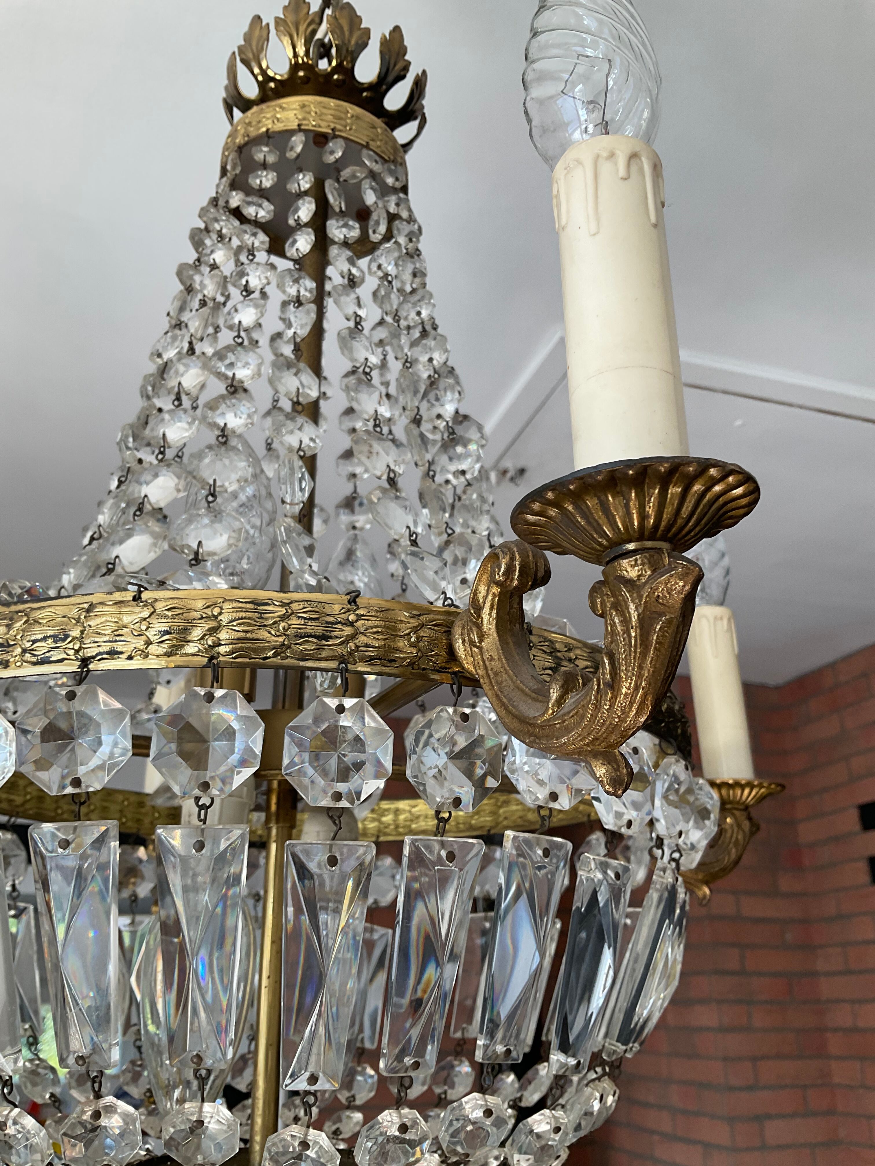 Balloon chandelier in bronze and grapevines 8 lamps
