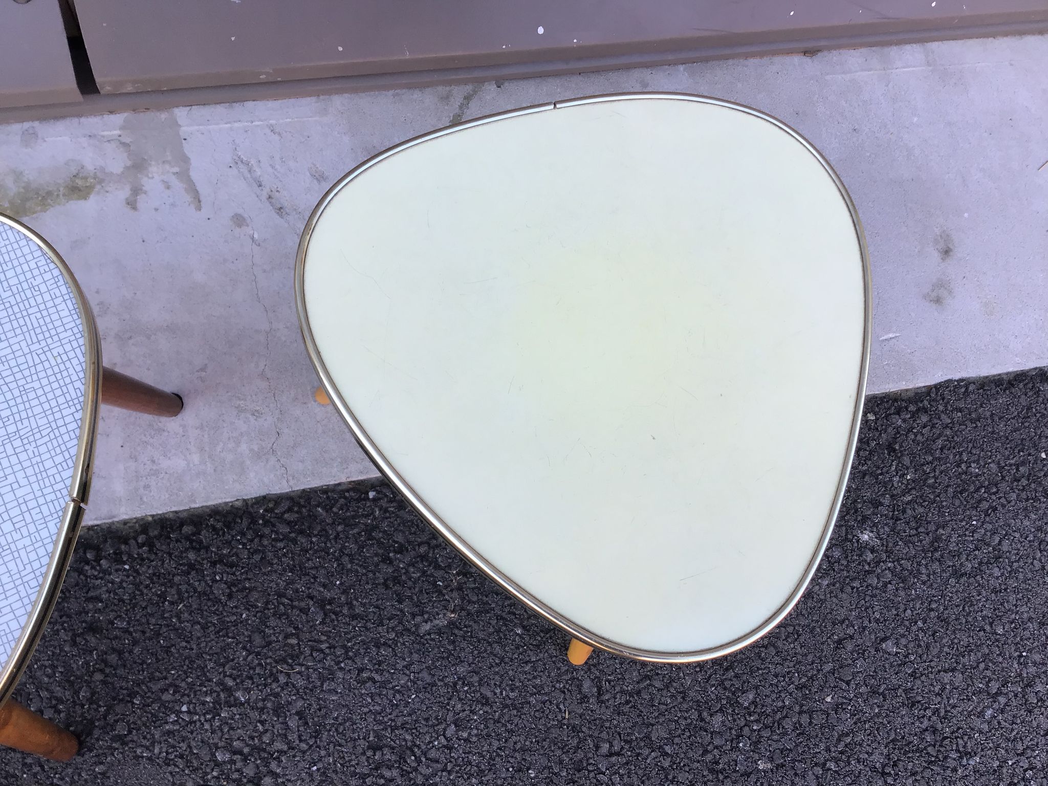 Pair of Healers Formica small coffee coffee table tripode door plant midcentury 50s
